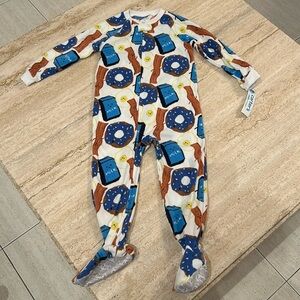 NWT Carter’s thermal pyjama onesie size 4T